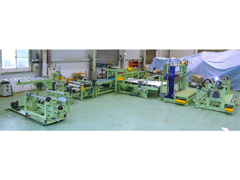 Horizontal Ply auto Cutting & Splicing Machine